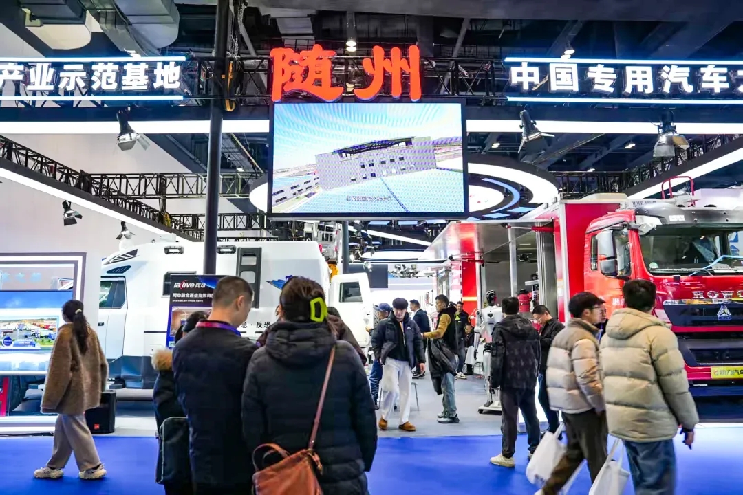 2025112025465005.jpg 2.webp.jpg